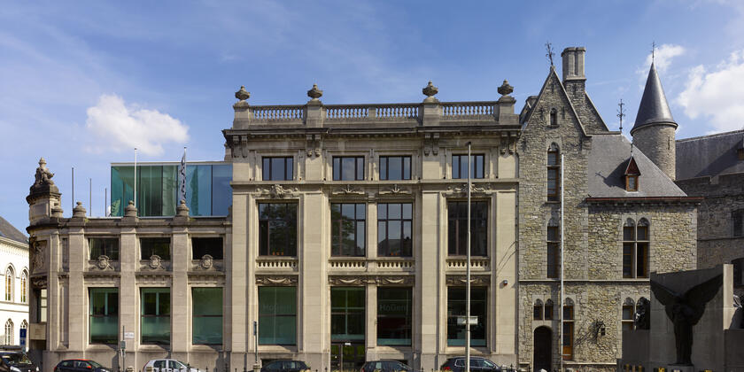 De Wijnaert, monumentaal gebouw in neoclassicistische stijl