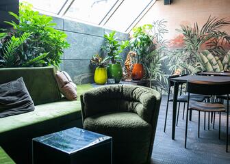 Seating area in Yalo Hotel Ghent